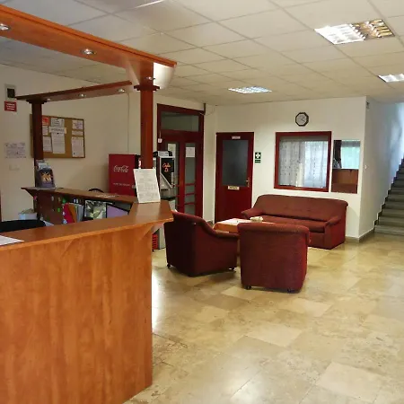אכסניה Napsugar Szallo באיה