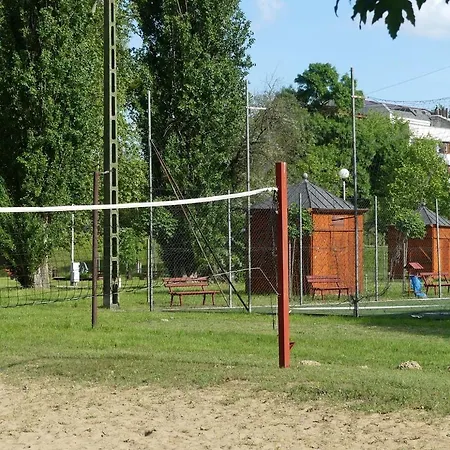 Napsugár Szálló Hostel *
