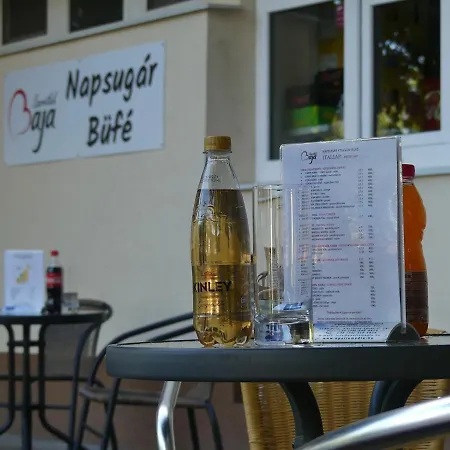 Napsugar Szallo Auberge de jeunesse *