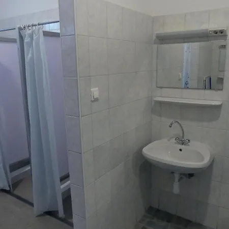 Napsugár Szálló Hostel *